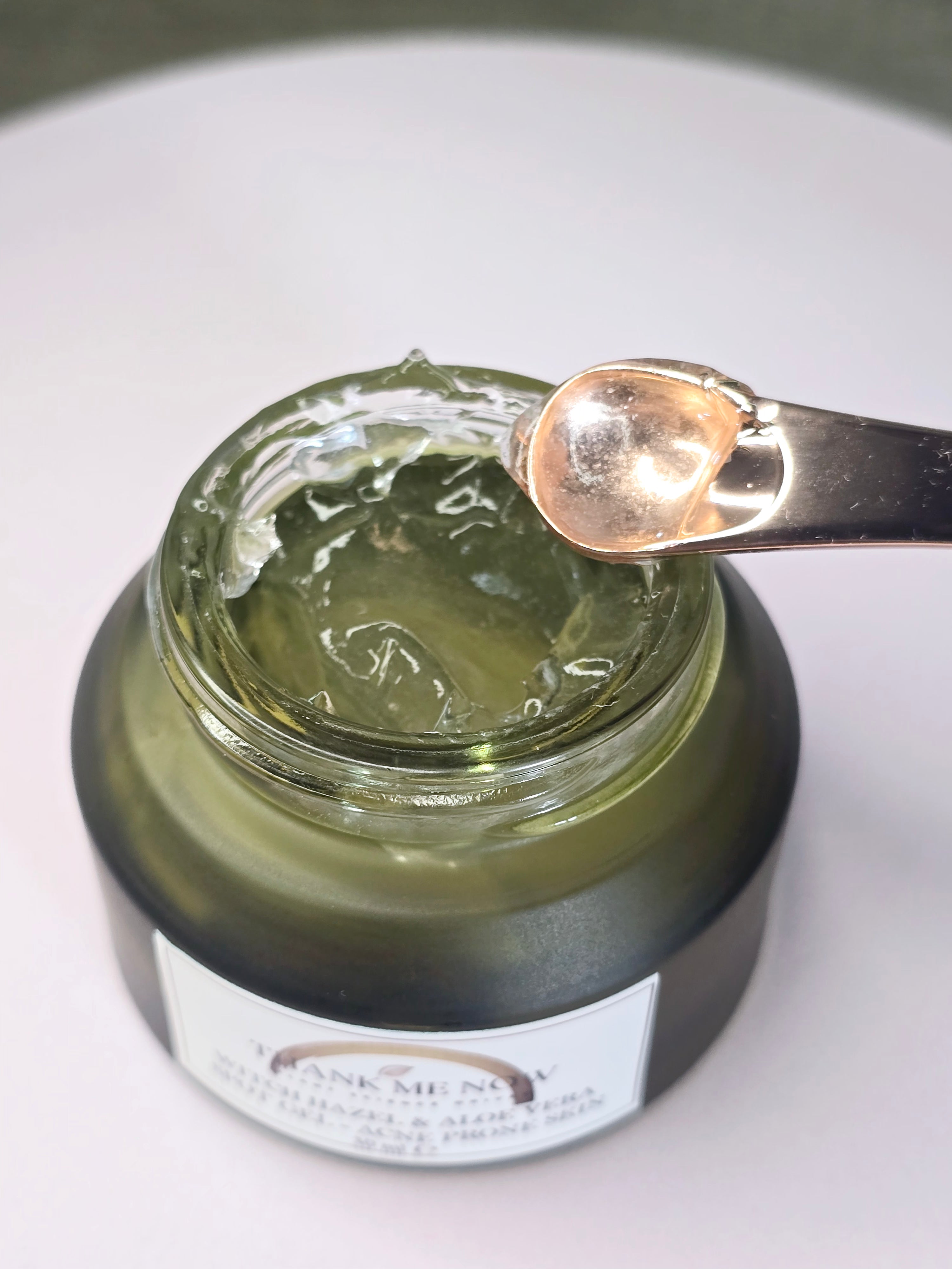 Mandelic Acid (AHA) – Benefits, Side Effects & Uses